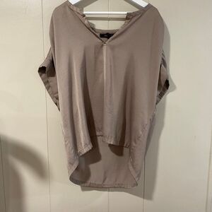BCBG Max Azria Taupe High-Low Blouse Women’s Small